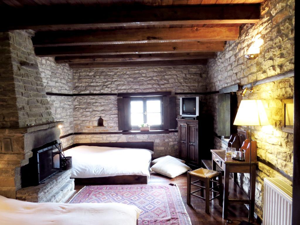 Hotel Arhontiko Aristis Extérieur photo