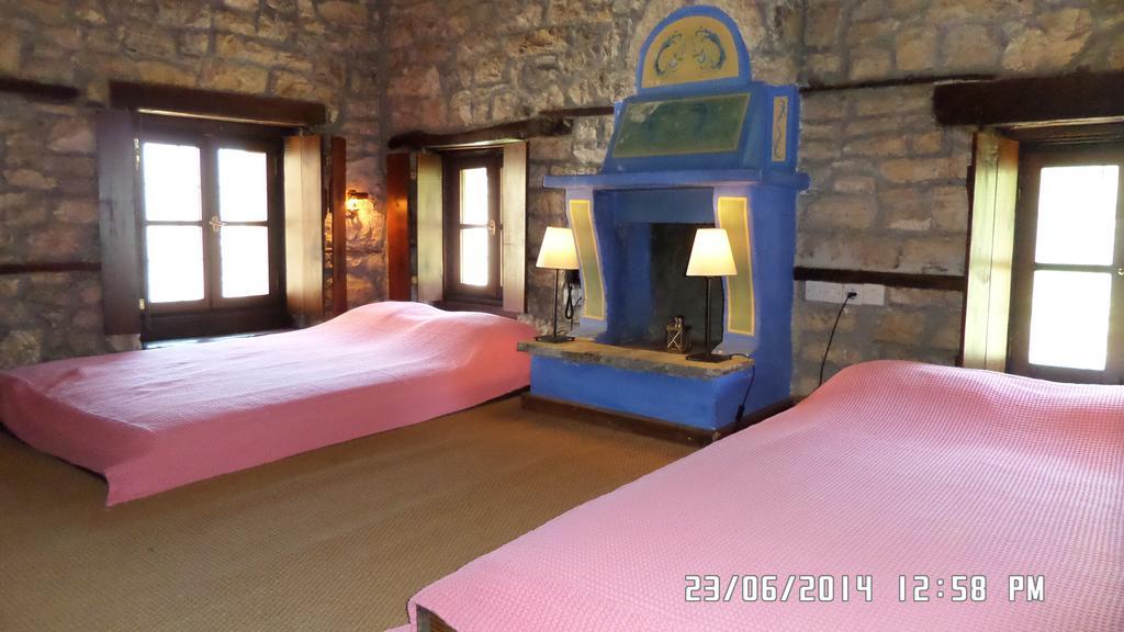 Hotel Arhontiko Aristis Extérieur photo